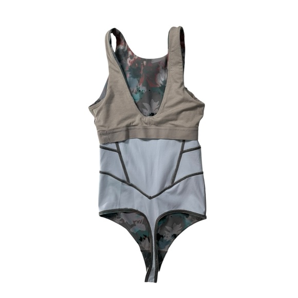 NWT Lululemon Align Sleeveless Bodysuit Untamed Nature Multi Size 2‎ - Picture 11 of 12